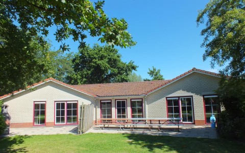 famielhuis 2.jpg